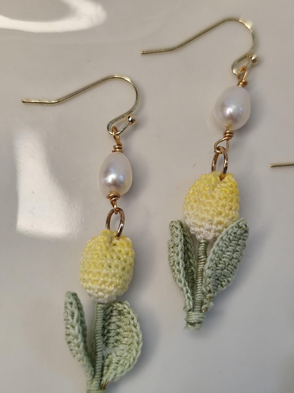 Handmade micro crochet tulip earrings with freshwater pearl | elegant jewelry | summer flower earrings |