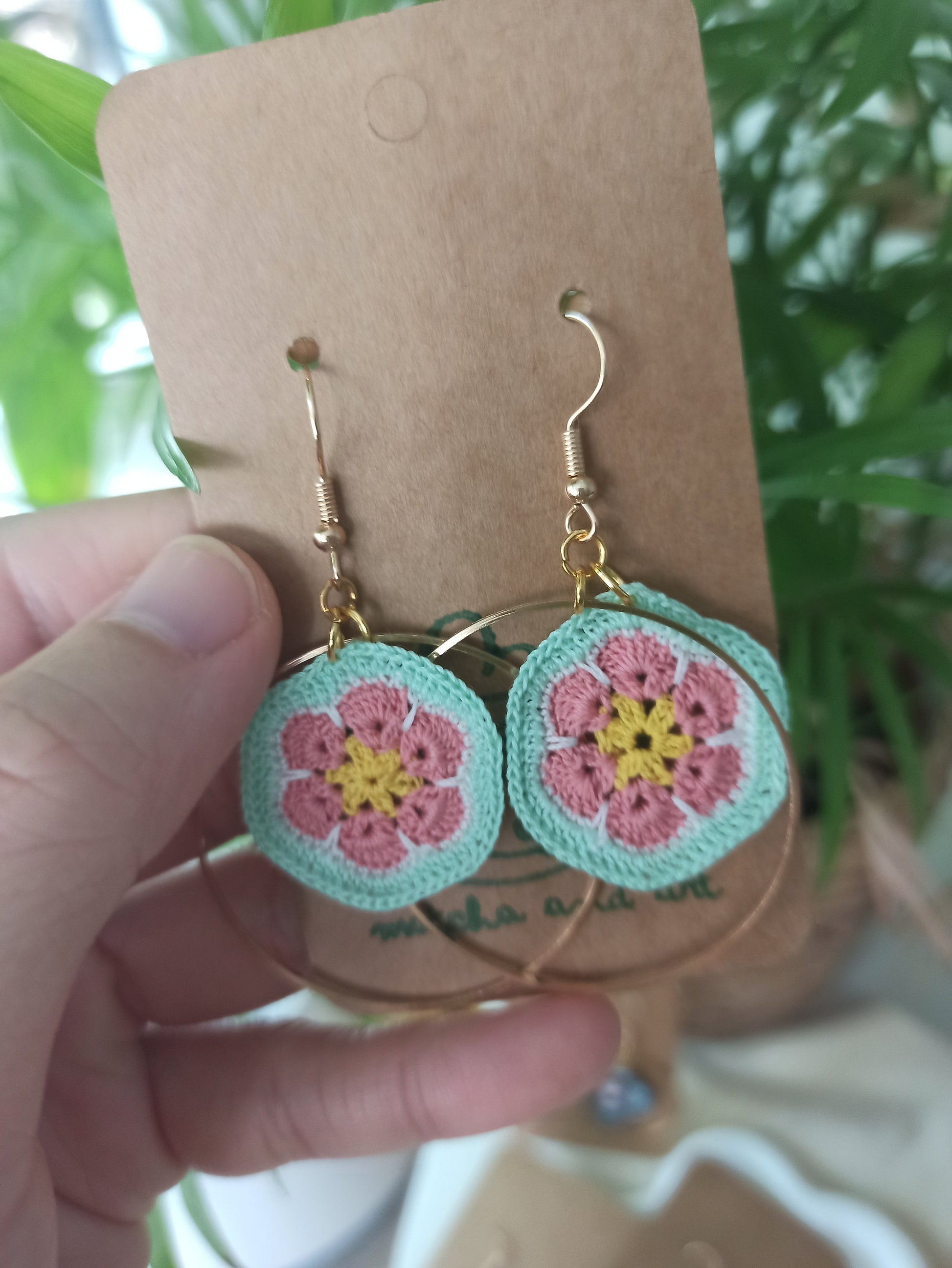 Micro Crochet Flower Pattern Granny Squares Motif Earrings | Micro crochet flower pattern granny squares motif earrings
