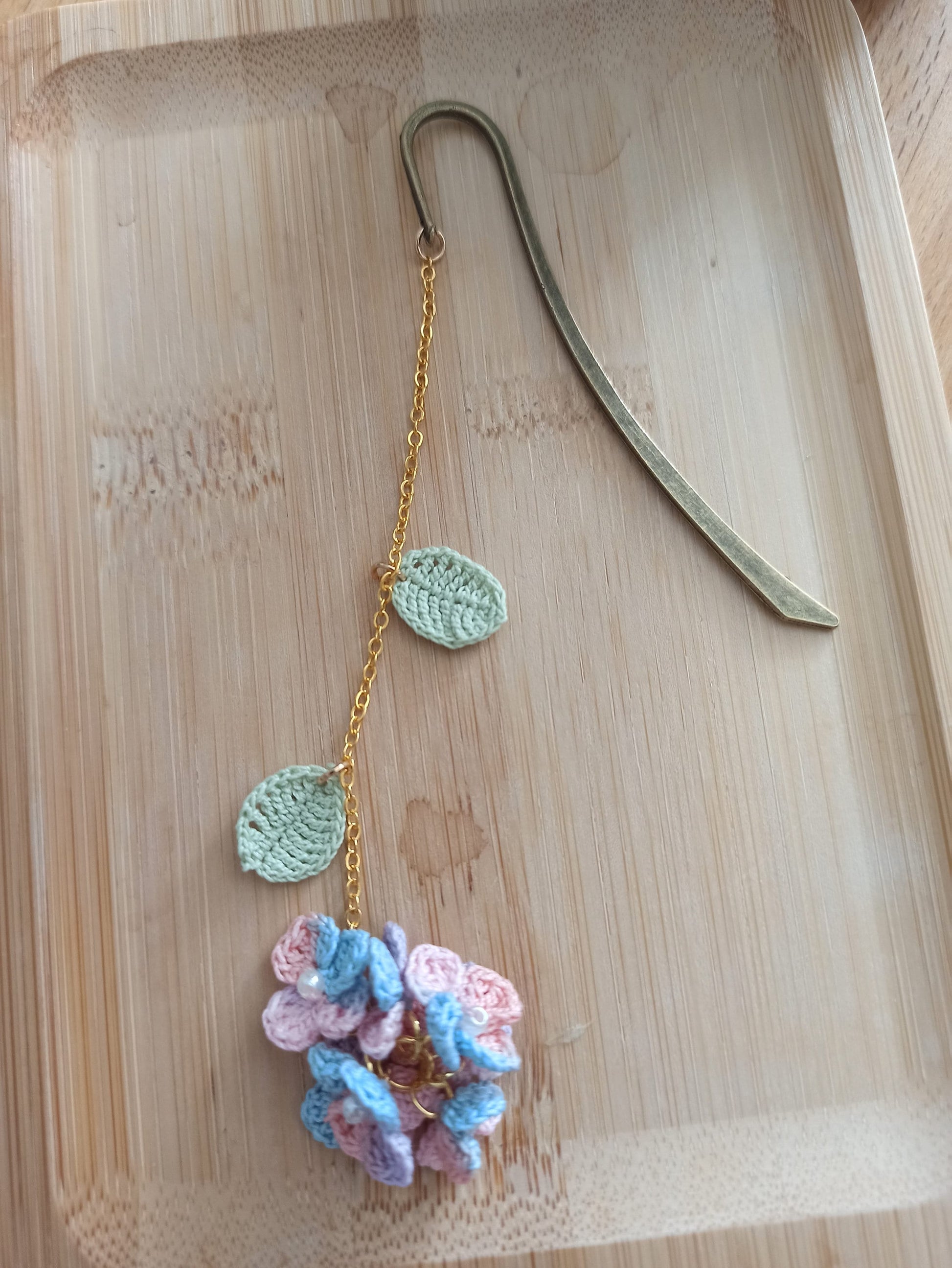 Handmade Crochet Hydrangea Flower Bookmark | Micro Crochet Floral Bookmark | Dainty Book Lover Gift | Spring Reading Accessory