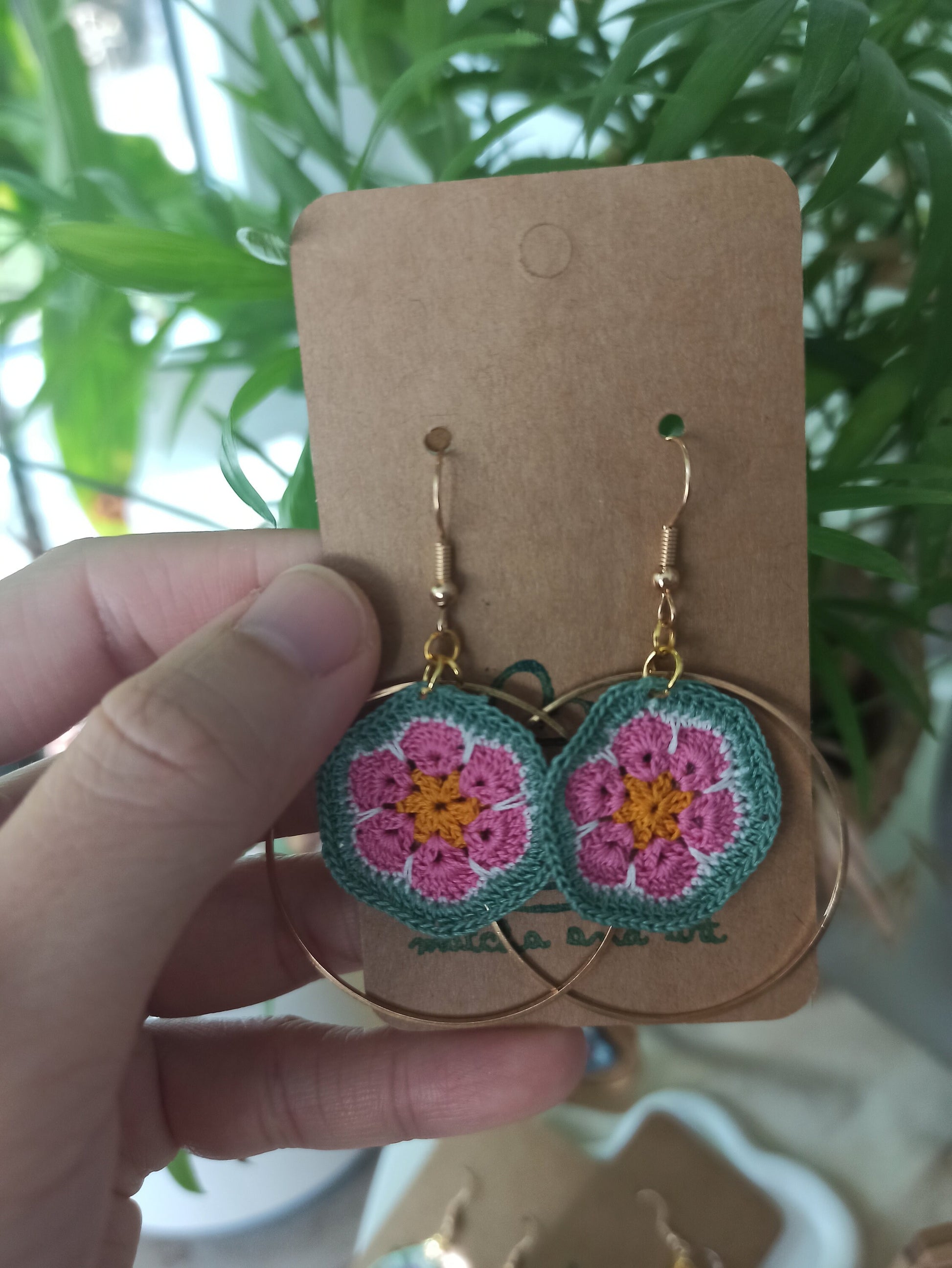 Micro Crochet Flower Pattern Granny Squares Motif Earrings | Micro crochet flower pattern granny squares motif earrings