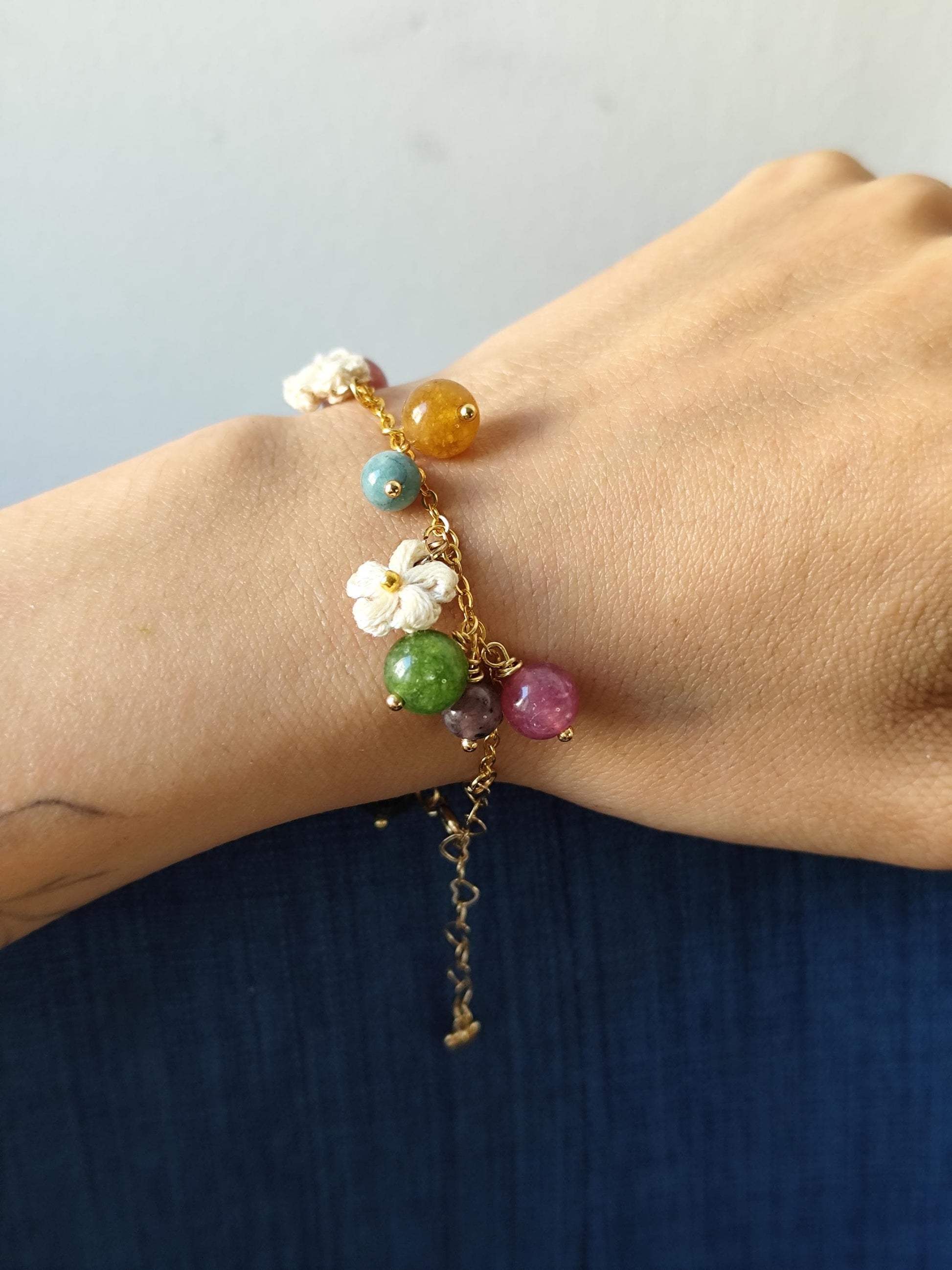 Bubble gemstone bracelet | micro crochet flowers | natural stone | tourmaline