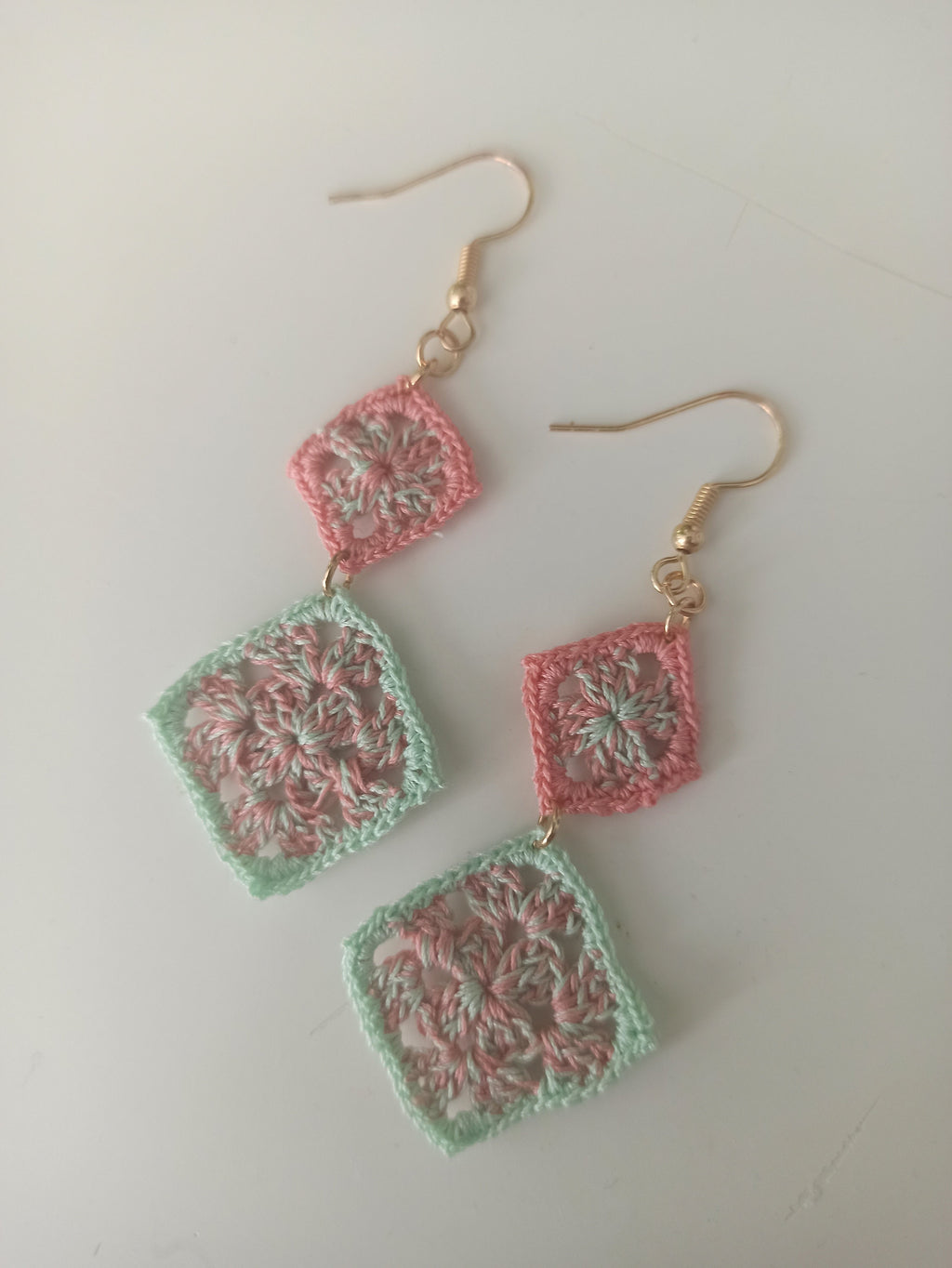 Handmade Mix Colors Granny Squares Earrings | Mix colors granny squares earrings