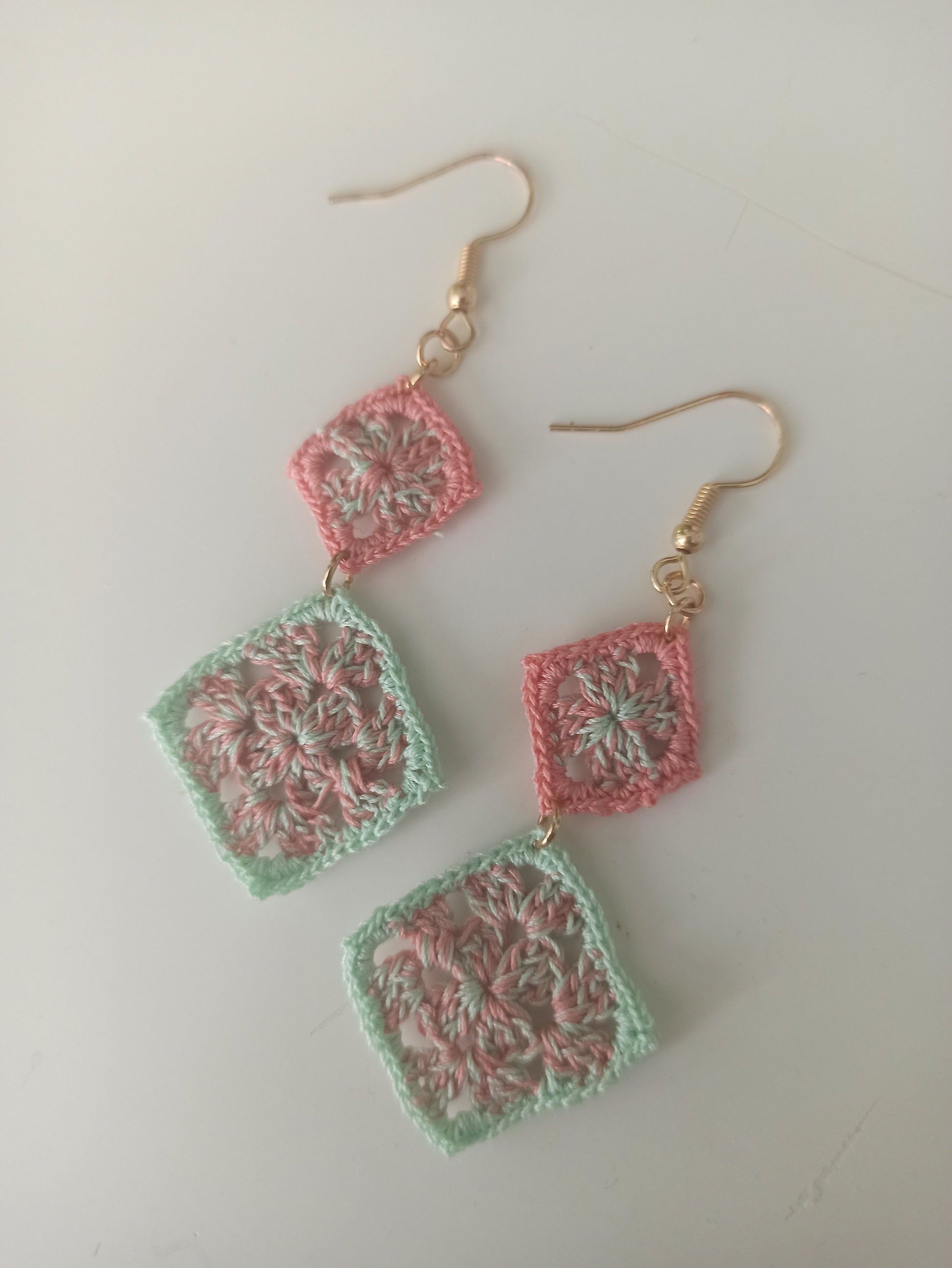 Handmade Mix Colors Granny Squares Earrings | Mix colors granny squares earrings