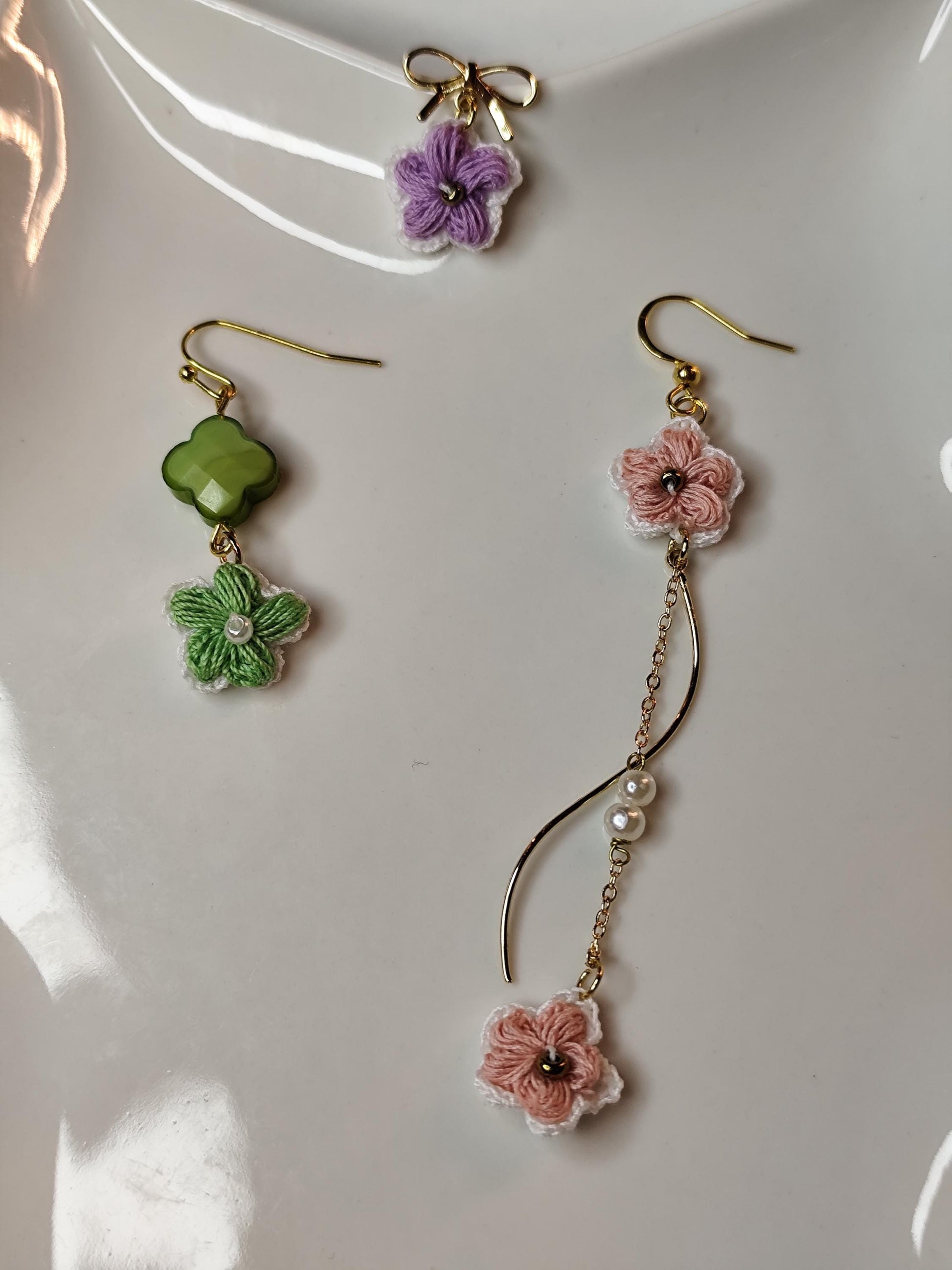 Puff flowers earrings with different style | Ribbon, simple, Pearl dangles