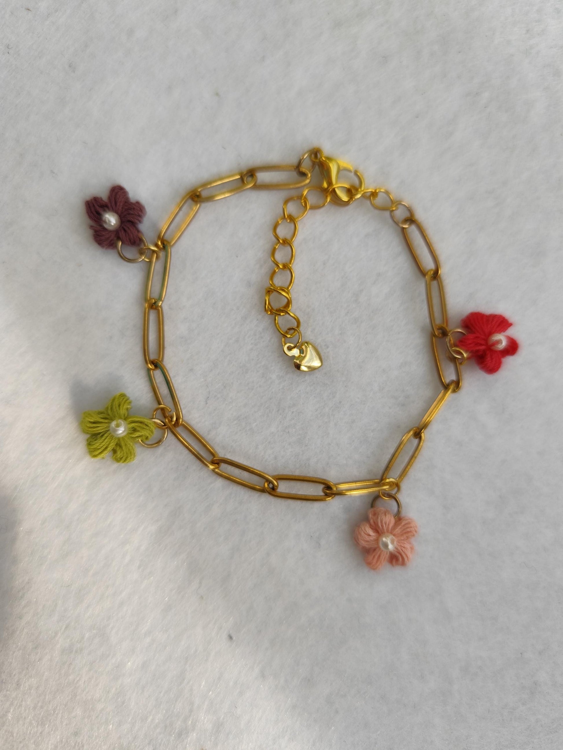 Spring handmade earrings and bracelet | small flowers, puff flowers, boho style, dainty, dangle earrings