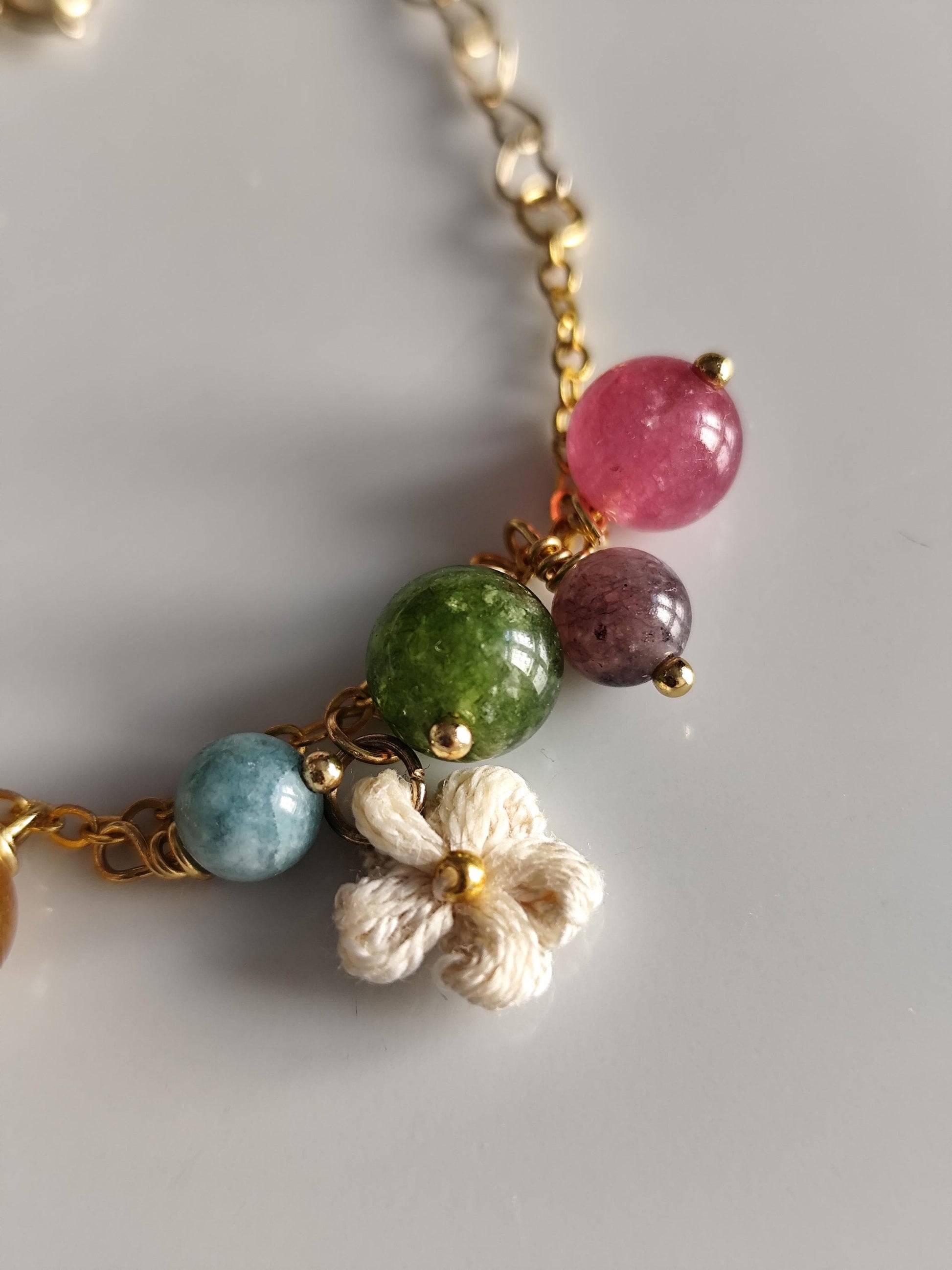 Bubble gemstone bracelet | micro crochet flowers | natural stone | tourmaline
