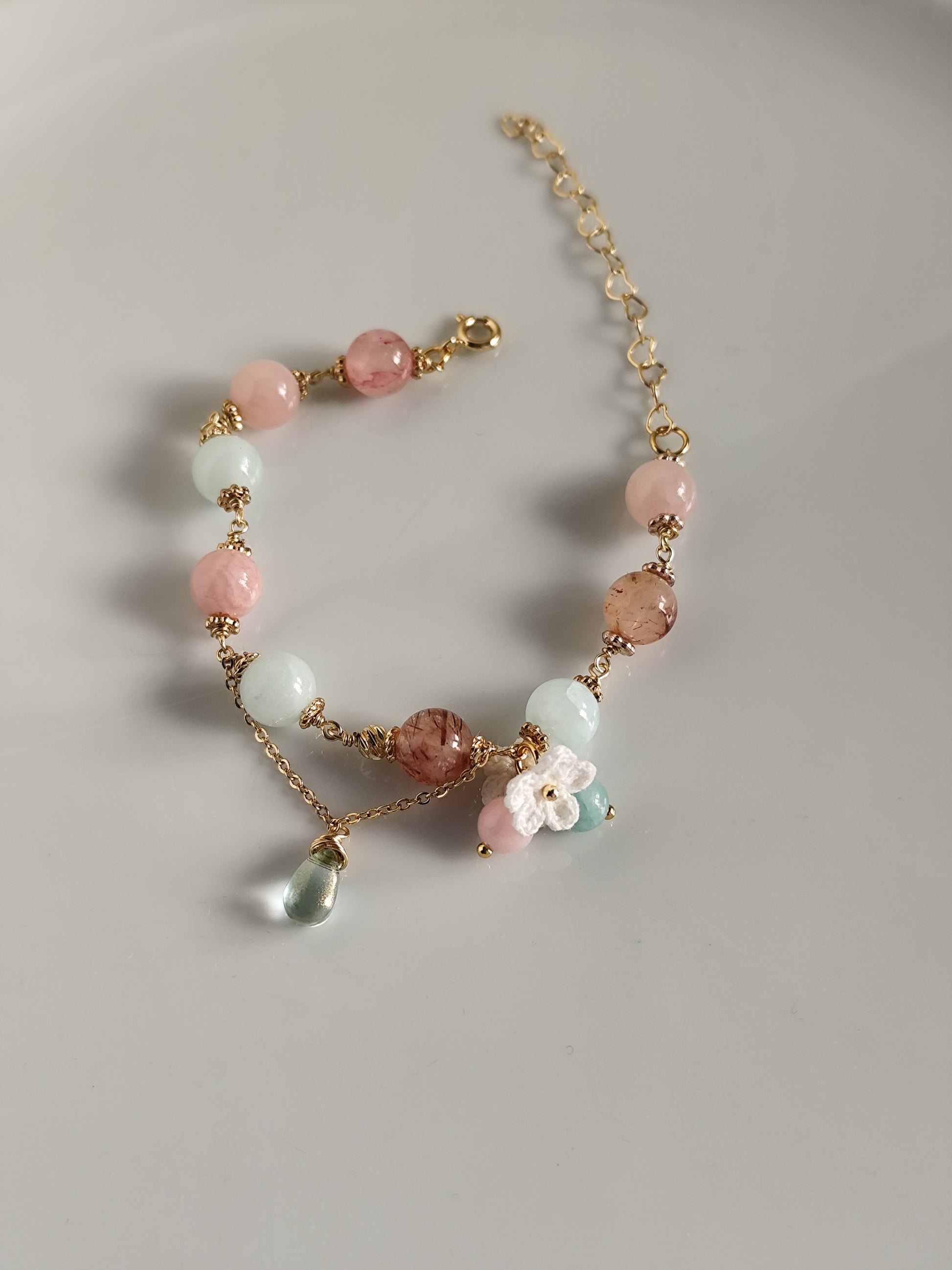 Amazonite edelsteinarmband mit gehäkelte Blume