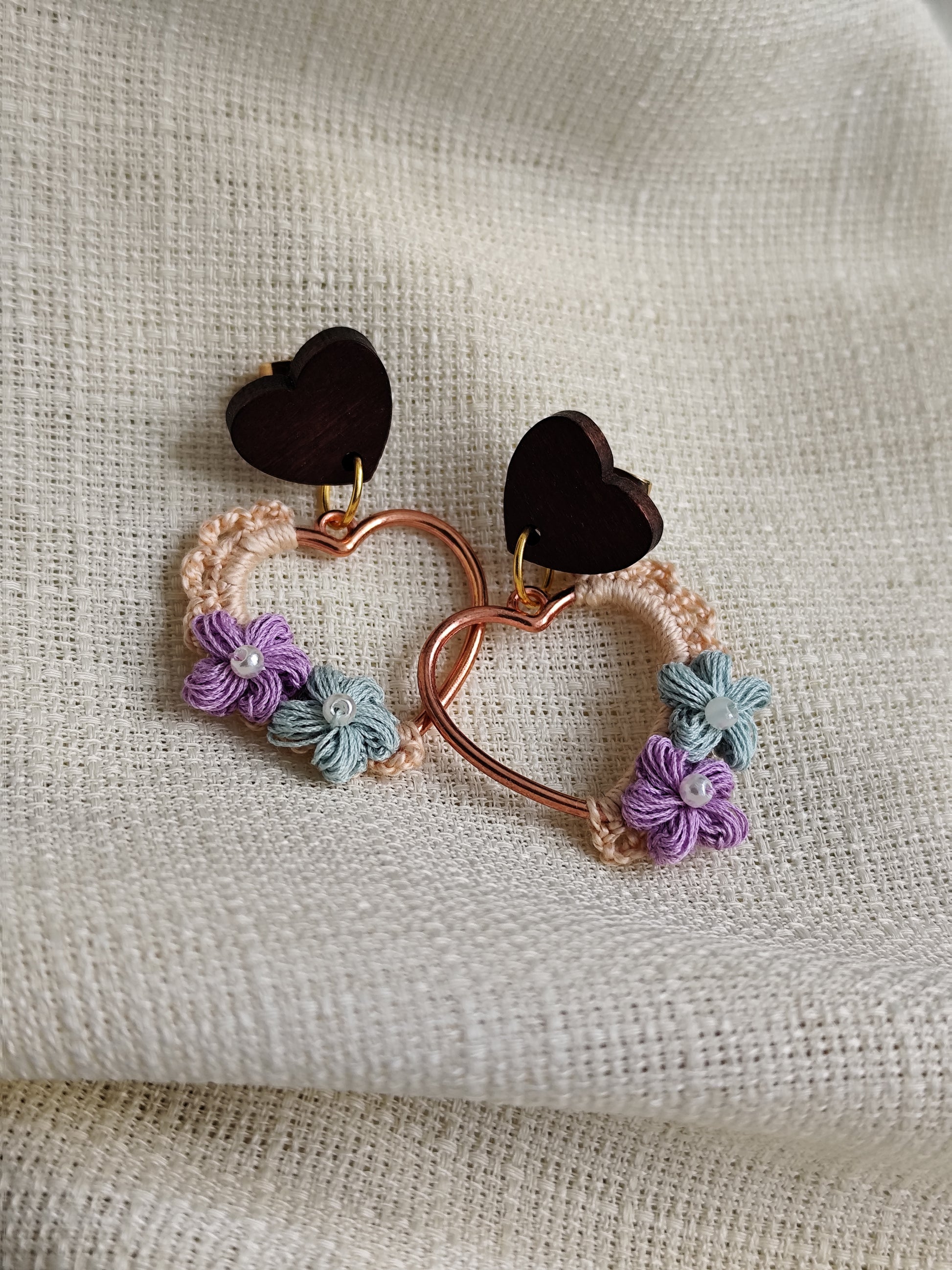 Hearty hoop earrings | boho style