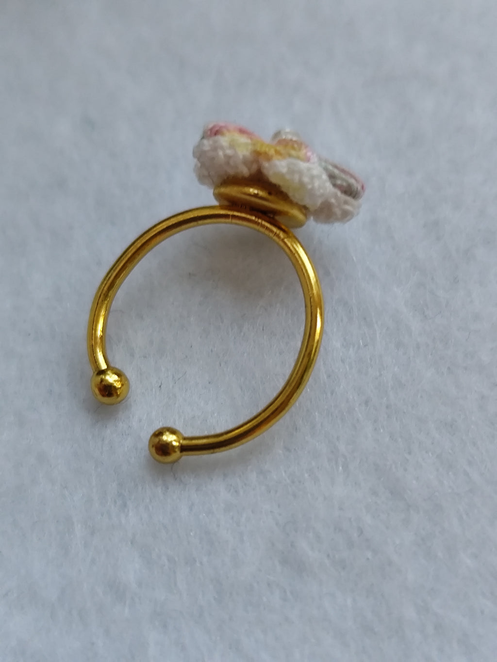 Puff flower rings with faux pearl