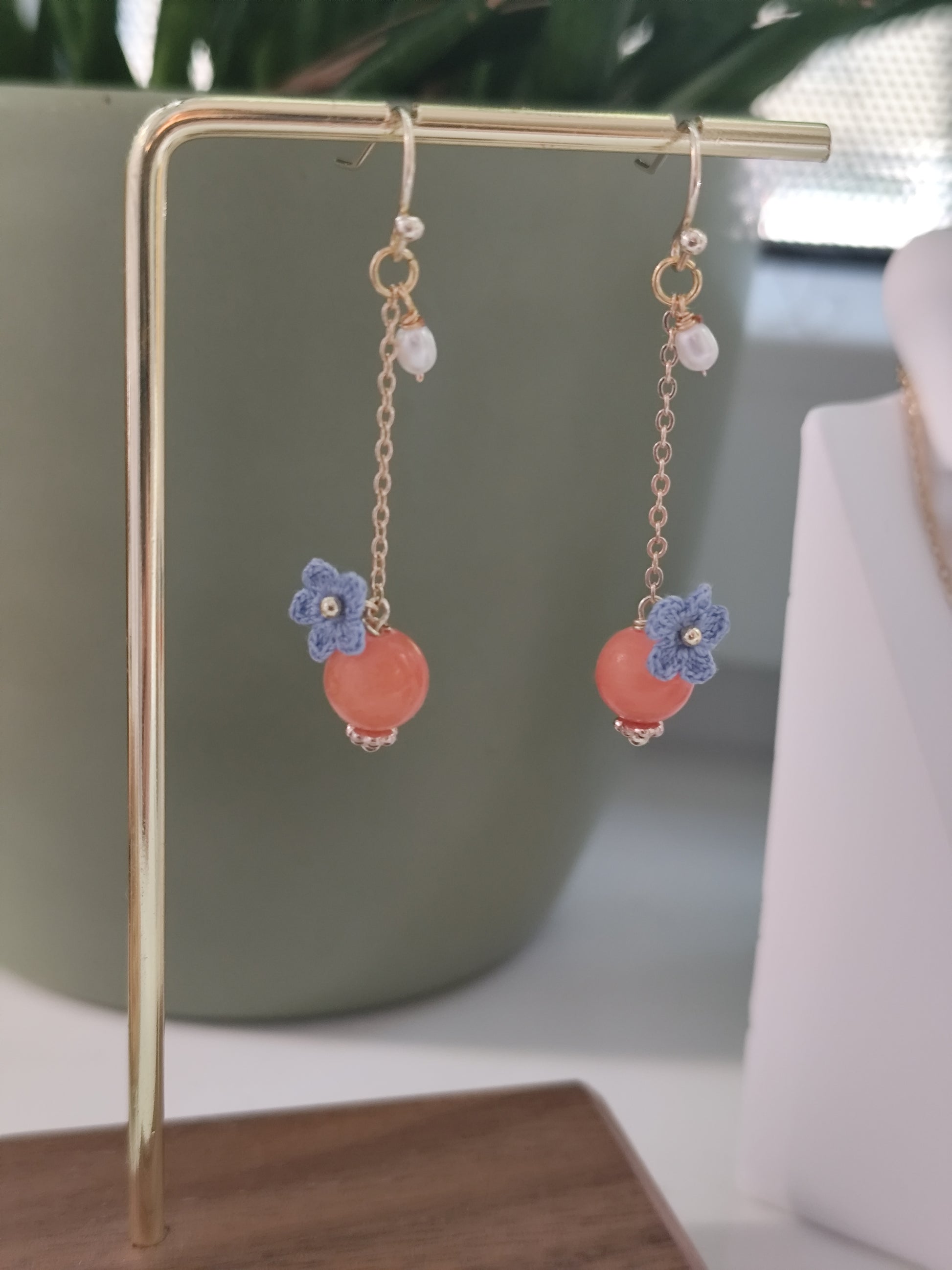 Jade gemstone and freshwater pearl earrings with crocheted flowers