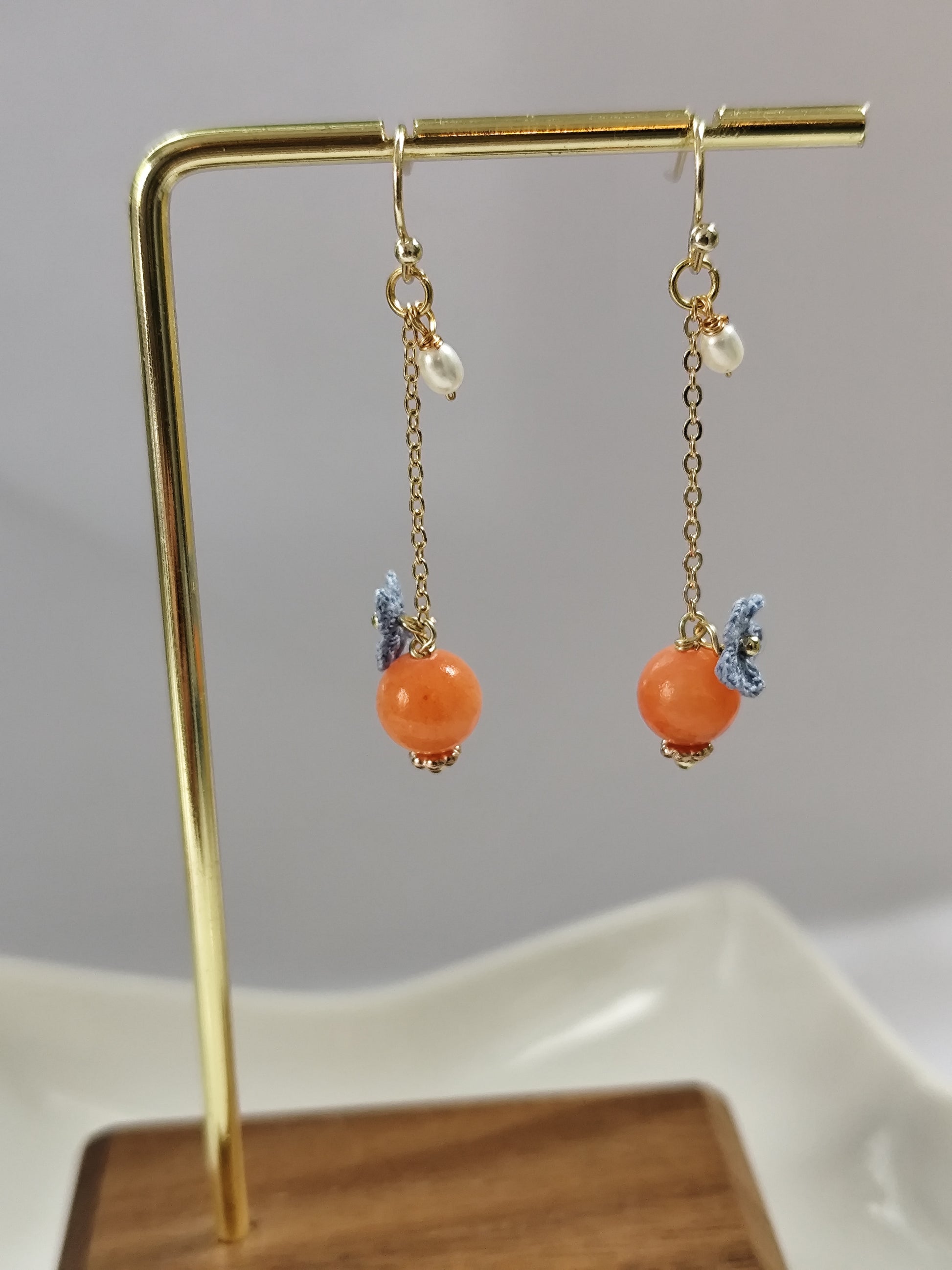 Jade gemstone and freshwater pearl earrings with crocheted flowers