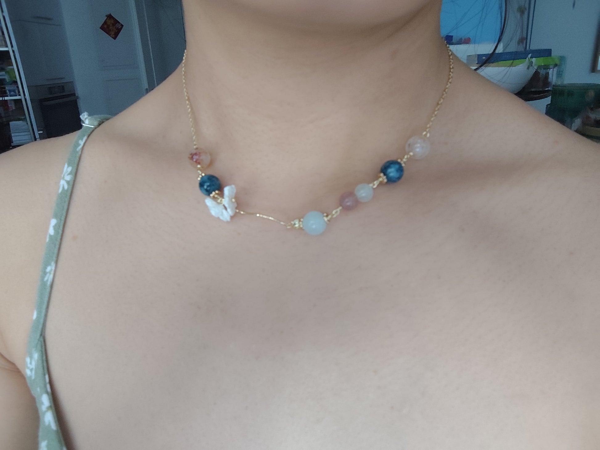 Gemstone design necklace with crocheted flowers