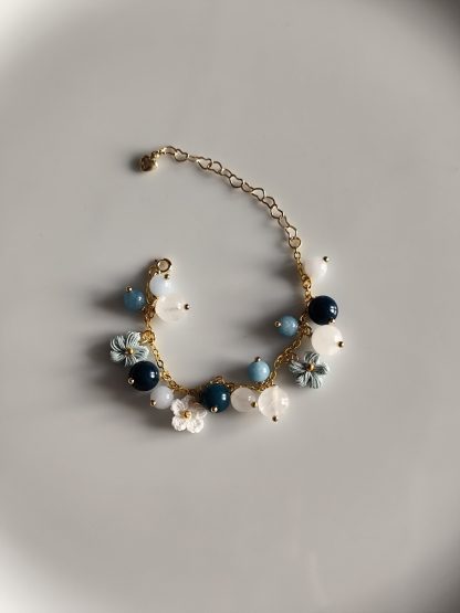 bubble gemstone bracelet | micro crochet flowers | natural stones